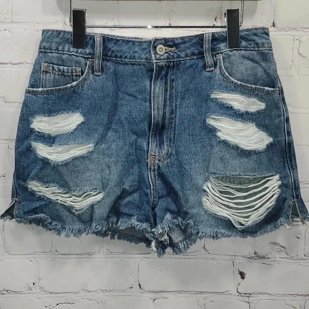 Hollister High Rise Distressed Short Size 27